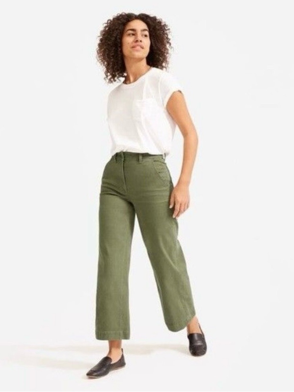 Everlane Wide Leg Crop Pants Short in Olive in Size 6